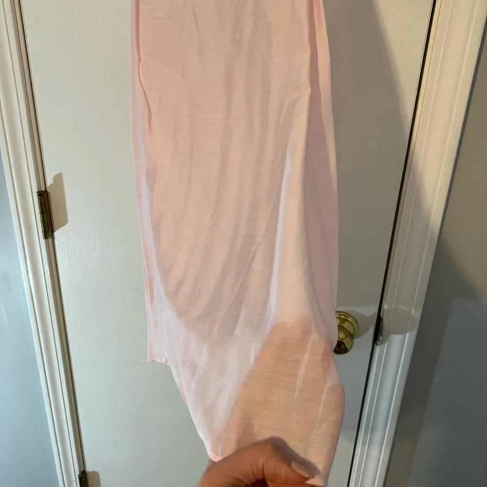 VICTORIA’S SECRET High-low Sheer Pink Lace Silk Blend Slip - Size Medium 💕 - Picture 2 of 9